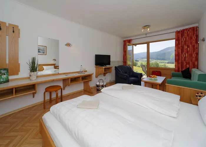 Osserhotel - Am Osser ホテル 3*