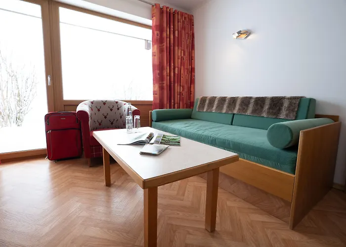 ホテル Osserhotel - Am Osser ローベルク